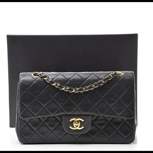 Chanel bag - Picture 1 of 6